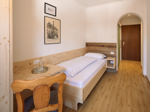 048-hellohotel-web_silbersalz
