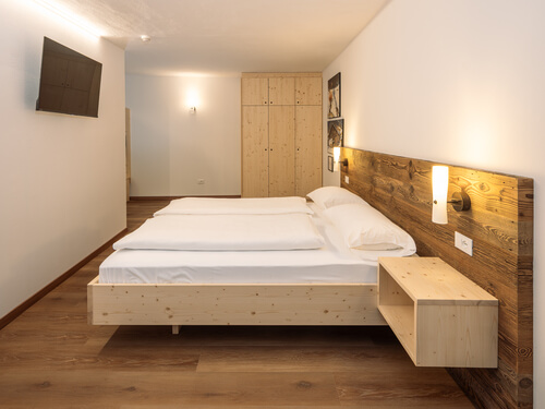 250-hellohotel-web_silbersalz