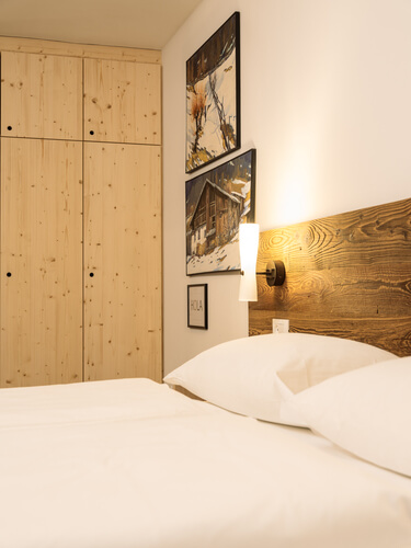 252-hellohotel-web_silbersalz