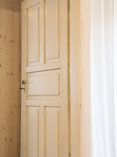 254-hellohotel-web_silbersalz